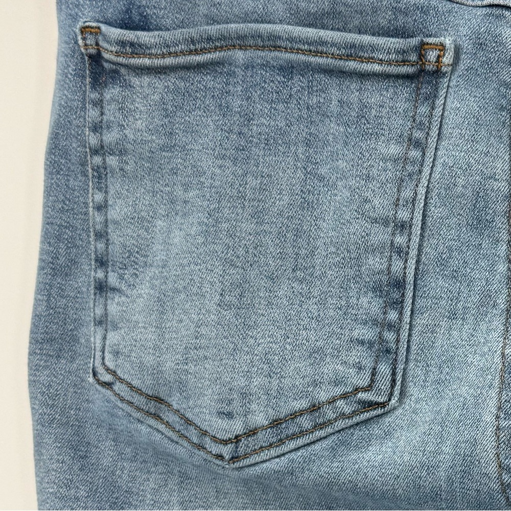 Spanx Light Wash Skinny Jeans Women’s Shaping Stretch Denim - Picture 7 of 7